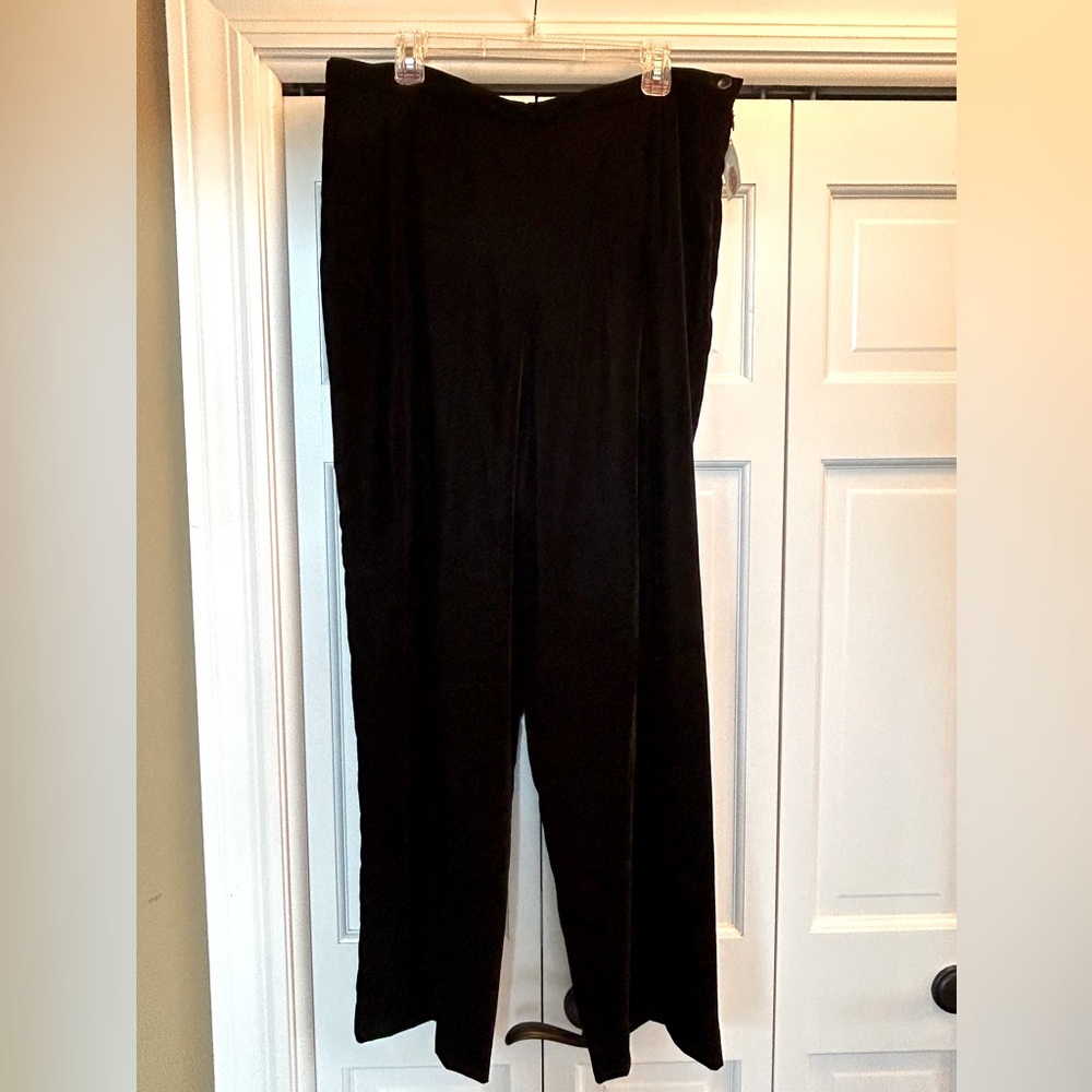 Talbots Women’s Black Velvet Pants - Size 20 - NWT